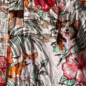 Hot Topic Tropical Floral Button-Up Shirt